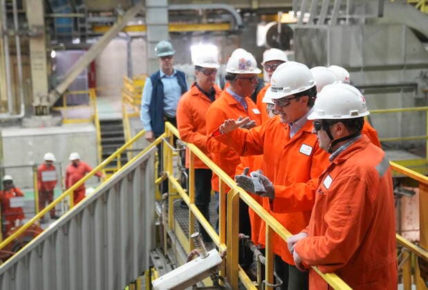 October 13, 2022, HAMILTON, ON, CANADA: Canadian Prime Minister Justin Trudeau, centre, tours the ArcelorMittal Dofasco steel hot mill as the facility recently upgraded its manufacturing operations in Hamilton, Ont., Thursday, Oct. 13, 2022. HAMILTON CANADA - ZUMAc35_ 20221013_zaf_c35_051 Copyright: xNathanxDenettex