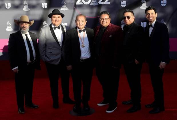 Grupo Alamo at arrivals for 23rd Annual Latin GRAMMY Awards 2022 - Part 2, Michelob ULTRA Arena, Mandalay Bay Resort Casino, Las Vegas, NV November 17, 2022. Photo By: MORA Everett Collection at arrivals for 23rd Annual Latin GRAMMY Awards 2022 - Part 2, Michelob ULTRA Arena, Mandalay Bay Resort Casino, Las Vegas, NV November 17, 2022. Photo By: MORA Everett Collection PUBLICATIONXNOTxINxCANxCHNxFRAxITAxJPNxNORxPOLxRUSxESPxUKxUSA