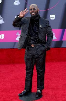 Mr Naisgai at arrivals for 23rd Annual Latin GRAMMY Awards 2022 - Part 2, Michelob ULTRA Arena, Mandalay Bay Resort Casino, Las Vegas, NV November 17, 2022. Photo By: MORA Everett Collection at arrivals for 23rd Annual Latin GRAMMY Awards 2022 - Part 2, Michelob ULTRA Arena, Mandalay Bay Resort Casino, Las Vegas, NV November 17, 2022. Photo By: MORA Everett Collection PUBLICATIONXNOTxINxCANxCHNxFRAxITAxJPNxNORxPOLxRUSxESPxUKxUSA