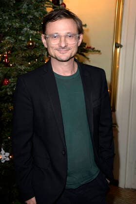 Florian Lukas bei der Premiere der 2. Staffel der Sky Original Comedyserie Die Wespe in der Astor Filmlounge. Berlin, 13.12.2022