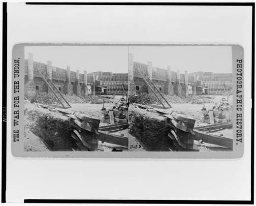 RECORD DATE NOT STATED Interior of Fort Sumpter (i.e. Sumter), Charleston Harbor, South Carolina. Civil War Photograph Collection , Original negative is: LC-B811-3458. United States, History, Civil War, 1861-1865, Military facilities, South Carolina, Charleston, United States, History, Civil War, 1861-1865, Destruction & pillage, South Carolina, Charleston, Forts & fortifications, South Carolina, Charleston, 1860-1870, Retaining walls, South Carolina, Charleston, 1860-1870, War damage, South Carolina, Charleston, 1860-1870. Copyright: xpiemagsx civwarpietiff12032023-2000 !ACHTUNG AUFNAHMEDATUM GESCHÄTZT!