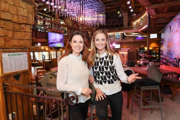 13.04.2023, Schladming, AUT, Unterwegs in, Steiermark, Reportage, SMAGO Awarad, SMAGO! Award, im Bild Sigrid und Marina, Sigrid & Marina,