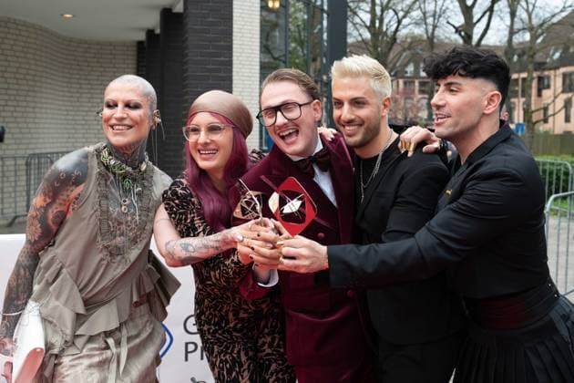 Grimmepreis fuer Queer Eye Germany, mit Avi JAKOBD, Leni BOLT, Jan-Henrik SCHEPER-STUKE, Aljosha MUTTARDI and Ayan YURUK, Roter Teppich, Red Carpet Show, Ankunft, arrival, 59. Verleihung des Adolf-Grimme-Preises Adolf-Grimme-Preis Grimmepreis in Marl, 21.04.2023. o¥Â