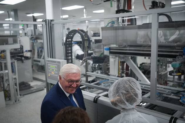 April 25, 2023, BURNABY, BC, CANADA: Germany President Frank-Walter Steinmeier views a production area during a tour of fuel cell stack manufacturer, Cellcentric Canada, in Burnaby, B.C., Tuesday, April 25, 2023. BURNABY CANADA - ZUMAc35_ 20230425_zaf_c35_057 Copyright: xDarrylxDyckx