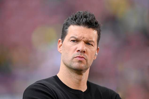 TV-Experte Michael Ballack, DAZN, Portrait, WWK Arena, Augsburg, Bayern, Deutschland, Europa Copyright: imageBROKER/MichaelxWeber iblimw09296318