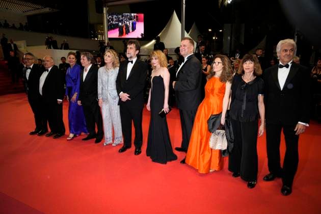 Il Sol Dell Avvenire (A Brighter Tomorrow) Red Carpet - The 76th Annual Cannes Film Festival IPP talian film producer Paolo Del Brocco, actor Michele Eburnea, Italian director Nanni Moretti, actor Angelo Galdi and Italian actor Giuseppe Scoditti, French actor Mathieu Amalric, actress Sun Hee You, Italian writer Federica Pontremoli, Italian actress Valentina Romani, Czech-Italian actress Barbora Bobulova, Italian writer Francesca Marciano and Italian writer Valia Santella attends the Il Sol Dell Avvenire (A Brighter Tomorrow) red carpet during the 76th annual Cannes film festival at Palais des Festivals on May 24, 2023 in Cannes, France. Cannes France Copyright: xDanielexCifalà x originalFilename: cifala-notitle230525_npo7F.jpg