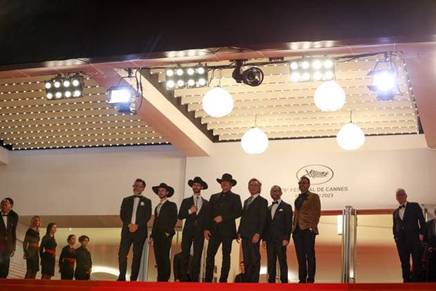 Internationale Filmfestspiele von Cannes, Hypnotic Premiere May 27, 2023, Cannes, Cote d Azur, France: Vahan Yepremyan, Gareth West, William Fichtner, Rebel Rodriguez, Director Robert Rodriguez, Racer Rodriguez and Artur Galstian attend the screening of Hypnotic during the 76th Annual Cannes Film Festival at Palais des Festivals on May 26, 2023 in Cannes, France Cannes France - ZUMAc179 20230527_zep_c179_002 Copyright: xMickaelxChavetx