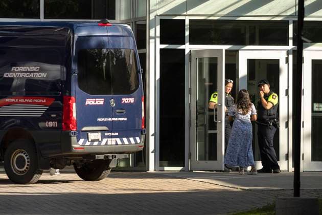 June 28, 2023, Waterloo, ON, Canada: Members of the Waterloo Regional Police investigate a stabbing at the University of Waterloo, in Waterloo, Ont., Wednesday, June 28, 2023. Waterloo Regional Police said three victims were stabbed inside the universitys Hagey Hall, with one person was taken into custody. Waterloo Canada - ZUMAc35_ 20230628_zaf_c35_114 Copyright: xNickxIwanyshynx