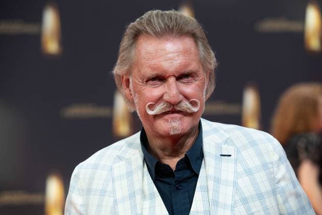 Ingo LENSSEN, Lenßen, Rechtsanwalt, Roter Teppich, Red Carpet Show, Ankunft, arrival, Verleihung des Deutschen Fernsehpreises, Der Deutsche Fernsehpreis 2023, Deutscher Fernsehpreis 2023 in den MMC Studios Koeln, am 28.09.2023.