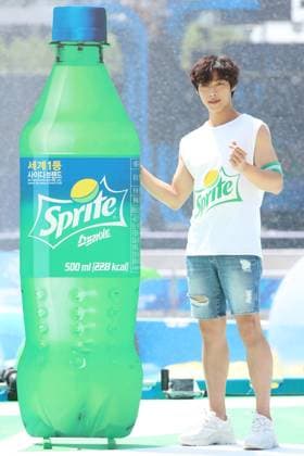 S. Korean actor Woo Do-hwan S. Korean actor Woo Do-hwan South Korean actor Woo Do-hwan poses for a photo during a publicity event in Seoul on July 21, 2018 to promote the beverage brand Sprite. (Yonhap) 2018-07-23 08:36:22 < 1980-2018 YONHAPNEWS AGENCY. .> EDITORIAL USE ONLY Copyright: xx PYH2018072301620034400 YonhapxNewsx yonphotos137904