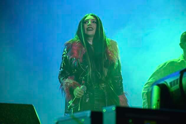 November 27, 2023, Mexico City, Ciudad de Mexico, Mexico: November 26, 2023, Mexico City, Mexico: Mexican singer Katherinne Huerta known as Bellakath, performs on stage as part of the Coca Cola Flow Fest 2023 reggaeton music Festival at Autodromo Hermanos Rodriguez. on November 25, 2023 in Mexico City, Mexico. Mexico City Mexico - ZUMAe321 20231127_zea_e321_010 Copyright: xEssenexHernandez xEyepixxGroupx