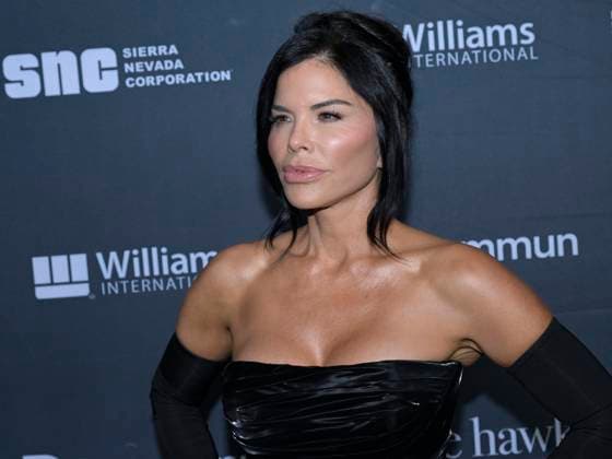 January 19, 2024, Beverly Hills, California, United States: Lauren Sanchez attends the 21st Living Legends of Aviation 2024. Beverly Hills United States - ZUMAb173 20240119_aap_b173_031 Copyright: xBillyxBennightx