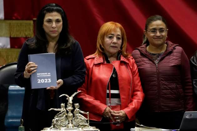 Mexiko, Menschenrechtsbeauftragte legt Bericht für 2023 vor Mexico’s human rights chief Rosario Piedra Ibarra Annual Activities Report January 24, 2024, Mexico City, Mexico: Mexico’s human rights chief, Maria del Rosario Piedra Ibarra, delivered to the president of the Permanent Commission of the Congress of the Union, Marcela Guerra, her report on activities for the year 2023 in the session in the Chamber of Deputies in Mexico City. on January 24, 2024 in Mexico City, Mexico (Photo by Luis Barron Eyepix Group). Copyright: xLuisxBarronx xEyepixxGroupx LB_24012024_109906