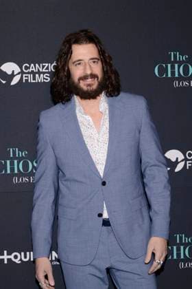 February 19, 2024, Mexico City, Ciudad de Mexico, Mexico: February 19, 2024, Mexico City, Mexico: Jonathan Roumie attends the red carpet of The Chosen Tv series season 4 premiere at Cinepolis Miyana. on February 19, 2024, Mexico City, Mexico. Mexico City Mexico - ZUMAe321 20240219_zea_e321_060 Copyright: xCarlosxTischler xEyepixxGroupx