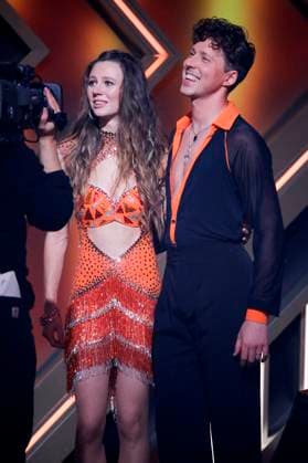 Ann-Kathrin Bendixen mit Valentin Lusin in der ersten Live-Show der 17. Staffel der RTL-Tanzshow Let s Dance im MMC Coloneum. Köln, 01.03.2024