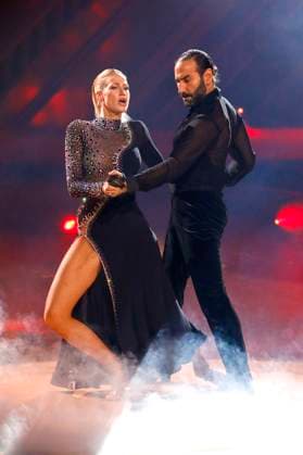 Lulu Lewe mit Massimo Sinato in der ersten Live-Show der 17. Staffel der RTL-Tanzshow Let s Dance im MMC Coloneum. Köln, 01.03.2024