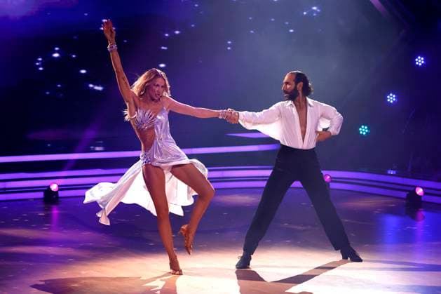 Lulu Lewe mit Massimo Sinato in der zweiten Live-Show der 17. Staffel der RTL-Tanzshow Let s Dance im MMC Coloneum. Köln, 08.03.2024