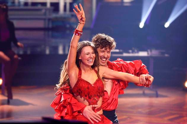 Ann-Kathrin Bendixen mit Valentin Lusin in der achten Live-Show der 17. Staffel der RTL-Tanzshow Let s Dance im MMC Coloneum. Köln, 26.04.2024