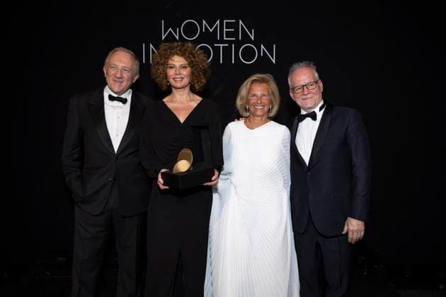 B Award ceremony during the Women in Motion dinner by the Kering group, Place de la Castre, at the 77th Cannes International Film Festival Francois Henri Pinault, Donna Langley, Iris Knobloch, Thierry Frà maux Award ceremony during the Women in Motion dinner by the Kering group, Place de la Castre, at the 77th Festival International du Film de Cannes On May 19, 2024 Olivier Borde Bestimage Women in Motion 2024 Award during the Kering And Cannes Film Festival Official Dinner, at the 77th annual Cannes Film Festival On May 19, 2024 Cannes France Copyright: xOLIVIERxBORDEx xBESTIMAGExOLIVIERxBORDEx xBESTIMAGEx