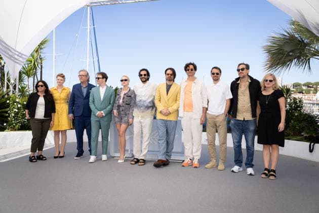 Cannes - The Apprentice Photocall Julianne Forde, Amy Baer, Martin Donovan, Gabriel Sherman, Maria Bakalova, Ali Abbasi, Sebastian Stan, Louis Tisnà , Jacob Jarek, Daniel Bekerman and Ruth Treacy attend The Apprentice Photocall at the 77th annual Cannes Film Festival at Palais des Festivals on May 21, 2024 in Cannes, France. Photo by Shootpix ABACAPRESS.COM Cannes France Copyright: xShootpix ABACAx