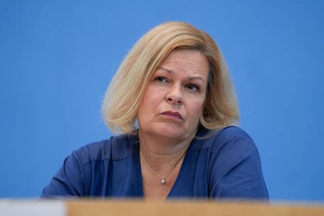 Vorstellung des Verfassungsschutzberichts 2023, Nancy Faeser Pressekonferenz Vorstellung des Verfassungsschutzberichts 2023 mit Bundesministerin des Innern und für Heimat Nancy Faeser und Thomas Haldenwang, Präsident des Bundesamtes für Verfassungsschutz (BfV) in der BPK Berlin Berlin GER