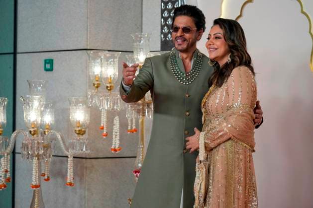 Anant Ambani-Radhika Merchant s wedding Mumbai: Actor Shah Rukh Khan and wife Gauri Khan upon their arrival to attend Anant Ambani and Radhika Merchant s wedding, at Jio World Convention Centre, in Mumbai, Friday, July 12, 2024. (PTI Photo Kunal Patil)(PTI07_12_2024_000291A) Mumbai Maharashtra India Copyright: x-x (PTI07_12_2024_000291A)