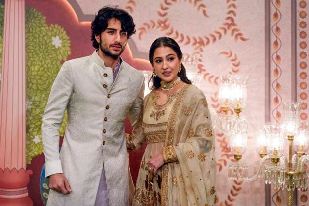 Anant-Radhika s post wedding ceremony Mumbai: Actor Sara Ali Khan and brother Ibrahim Ali Khan pose for photos upon their arrival to attend Anant Ambani and Radhika Merchant s post wedding ‘Blessing Ceremony’, in Mumbai, Saturday, July 13, 2024. (PTI Photo Kunal Patil) (PTI07_13_2024_000311A) Mumbai Maharashtra India Copyright: xKunalxPatilx (PTI07_13_2024_000311A)