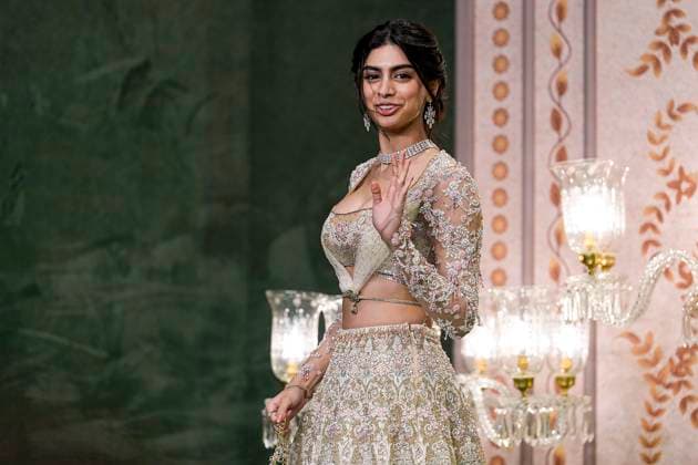 Anant-Radhika s post wedding ceremony Mumbai: Actor Khushi Kapoor poses for photos upon her arrival to attend Anant Ambani and Radhika Merchant s post wedding ‘Blessing Ceremony’, in Mumbai, Saturday, July 13, 2024. (PTI Photo Kunal Patil) (PTI07_13_2024_000271A) Mumbai Maharashtra India Copyright: xKunalxPatilx (PTI07_13_2024_000271A)