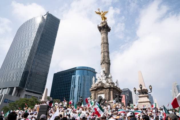 September 1, 2024, Mexico, Mexico: Students gather during the demonstration. Student protesters from various universities and schools, including Universidad Iberoamericana (IBERO), Universidad Nacional Auto?noma de Me?xico (UNAM), Escuela Libre de Derecho (ELD), Instituto Tecnolo?gico y de Estudios Superiores de Occidente (ITESO), Universidad Auto?noma del Estado de Me?xico (UAEM), Instituto Tecnolo?gico y de Estudios Superiores de Monterrey (ITESM), Universidad La Salle, Centro de Investigacio?n y Docencia Econo?micas (CIDE), Instituto Tecnolo?gico Auto?nomo de Me?xico (ITAM) turned out to protest against proposed judicial reforms that would reduce judicial qualification requirements, appoint judges by community elections, when elections i - ZUMAs197 20240901_aaa_s197_307 Copyright: xLexiexHarrison-Crippsx
