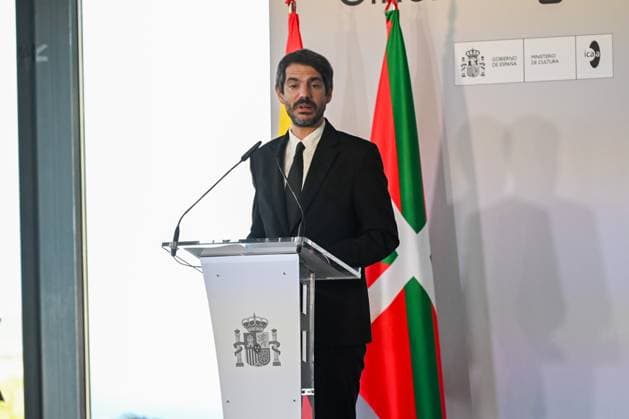 Producer María Zamora receives the 2024 National Cinematography Award The Minister of Culture, Ernest Urtasun, speaks after presenting the 2024 National Cinematography Award to producer María Zamora, at the Tabakalera, on September 21, 2024, in San Sebastián, Guipúzcoa, Basque Country Spain The production company has been awarded the National Cinematography Award 2024 during the San Sebastian Film Festival for its support to independent and risky cinema and for having strengthened the presence of Spanish independent cinema in the international market 21 SEPTEMBER 2024 PRIZE CINEMA ENTERTAINMENT CINEMATOGRAPHY FESTIVAL CULTURE San Sebastian, Guipuzcoa Country V San Sebastian, Guipuzcoa Country V Spain Copyright: xArnaitzxRubiox 6226040