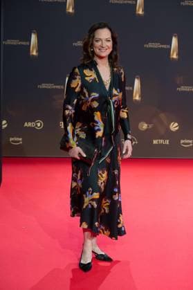 Natalia WOERNER, Wörner, Schauspielerin, Roter Teppich, Red Carpet Show, Ankunft, arrival, Verleihung des Deutschen Fernsehpreises, Der Deutsche Fernsehpreis 2024, Deutscher Fernsehpreis 2024 in den MMC Studios Koeln, am 25.09.2024.