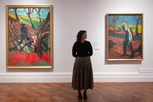 Francis Bacon: Human Presence Photo Call at National Portrait Gallery, London A staff member views (L) Study for Portrait of Van Gogh VI , 1957 and (R) Study for Portrait of Van Gogh IV , 1957 by Francis Bacon as part of The National Portrait Gallery s Francis Bacon: Human Presence Exhibition which runs from 10 Octoberl 2024 - 19 Jan 2025 at National Portrait Gallery in London, England, UK on Wednesday 9 October, 2024., Credit:Justin Ng Avalon UK, England, London, National Portrait Gallery Copyright: xJustinxNgx xAvalonx 0918623969