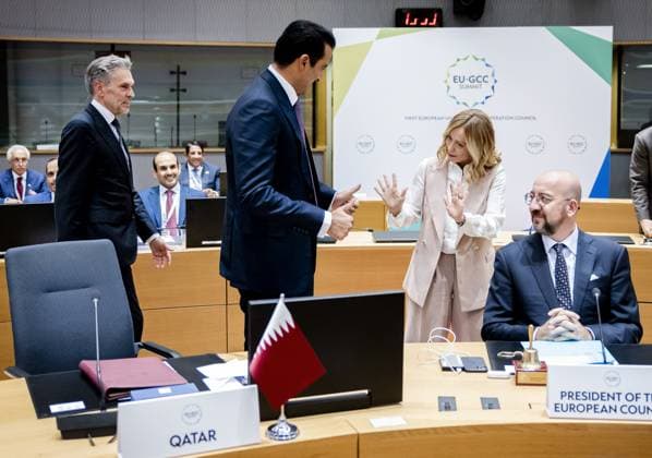 Brüssel, Gipfeltreffen zwischen der EU und dem Golf-Kooperationsrat GCC BRUSSELS - (VLNR) Prime Minister Dick Schoof, Tamim bin Hamad al-Thani, Emir of Qatar, Georgia Meloni, Prime Minister of Italy, and Charles Michel, President European Council, at the first summit between the European Union and the Gulf Cooperation Council (GCC). The summit provided an opportunity for the EU to get further acquainted with the GCC and its member states United Arab Emirates, Bahrain, Saudi Arabia, Oman, Qatar and Kuwait. ANP REMKO DE WAAL netherlands out - belgium out Copyright: xx x511019679x originalFilename: 511019679.jpg