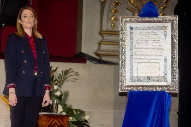 The President of the European Parliament, Roberta Metsola, receives the Forum Europe 2024 Award The President of the European Parliament, Roberta Metsola, during the ceremony in which she received the Forum Europe 2024 Award, at the Royal Palace of Madrid, on December 13, 2024, in Madrid Spain Metsola has received the recognition, for her political career, her contribution to the construction of Europe, her ties of friendship with Spain and her permanent vocation of service and commitment to strengthen the European Union, its traditional values and its strategic autonomy, according to Forum Europe 13 DECEMBER 2024 METSOLA Marta Ferná Madrid Madrid Spain Copyright: xMartaxFernandezxJarax 6404488