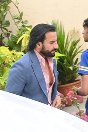 Mumbai, India, 19, DECEMBER, 2024: Saif Ali Khan and Kareena Kapoor Khan were spotted with Karishma Kapoor, Shahid Kapoor, and Mira Kapoor at a school annual day event. The stars gathered to support their kids, exuding charm and warmth at the celebration. Copyright: xx