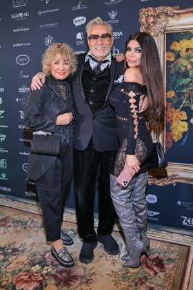 Ich bin ein Star – Holt mich hier raus! powered by Julian F.M. Stoeckel, Rene Koch, Kader Loth auf dem Dschungel Carpet zum Public Viewing zum TV-Start der neuen Staffel, Hotel Pullmann Schweizer Hof, Berlin, Berlin