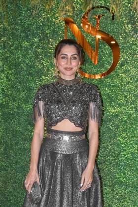 Mumbai, India, 6, FEBRUARY, 2025: Priyanka Chopra, joined by Nick Jonas, Anusha Dandekar, and Madhu Chopra, made a stunning appearance at her brother s sangeet ceremony. The glamorous gathering radiated celebration vibes, with the Jonas family adding an international charm to the festivities. Copyright: xx