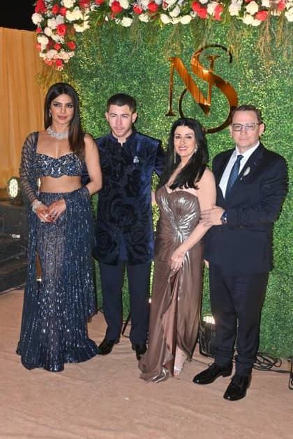 Mumbai, India, 6, FEBRUARY, 2025: Priyanka Chopra, joined by Nick Jonas, Anusha Dandekar, and Madhu Chopra, made a stunning appearance at her brother s sangeet ceremony. The glamorous gathering radiated celebration vibes, with the Jonas family adding an international charm to the festivities. Copyright: xx