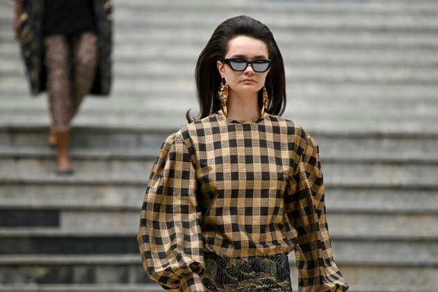 February 18, 2025, Madrid, Madrid, SPAIN: The Museo del Traje in Madrid has hosted the fashion show by designer Duyos, where the designer presents TECNO, his autumn-winter 2025-2026 collection. The designer is parading for the first time outside MBFWMadrid and he does so with a carefully crafted and groundbreaking staging and a clear message to combat ageism and defend that beauty is diverse and ageless. On this unique catwalk at the Museo del Traje, with its imposing main staircase as its cornerstone, more than 40 models, aged between 18 and 64, will showcase the firm s new proposals. Duyos gives visibility to women over 50 who were no longer active, recovering some of the protagonists of his shows in the 90s and 2000s. Among them, Laura S - ZUMAz108 20250218_znp_z108_056 Copyright: xRichardxZubelzux