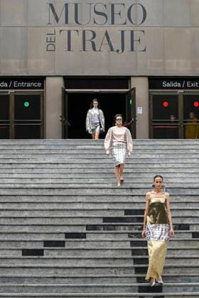 February 18, 2025, Madrid, Madrid, SPAIN: The Museo del Traje in Madrid has hosted the fashion show by designer Duyos, where the designer presents TECNO, his autumn-winter 2025-2026 collection. The designer is parading for the first time outside MBFWMadrid and he does so with a carefully crafted and groundbreaking staging and a clear message to combat ageism and defend that beauty is diverse and ageless. On this unique catwalk at the Museo del Traje, with its imposing main staircase as its cornerstone, more than 40 models, aged between 18 and 64, will showcase the firm s new proposals. Duyos gives visibility to women over 50 who were no longer active, recovering some of the protagonists of his shows in the 90s and 2000s. Among them, Laura S - ZUMAz108 20250218_znp_z108_061 Copyright: xRichardxZubelzux