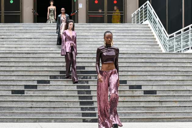 February 18, 2025, Madrid, Madrid, SPAIN: The Museo del Traje in Madrid has hosted the fashion show by designer Duyos, where the designer presents TECNO, his autumn-winter 2025-2026 collection. The designer is parading for the first time outside MBFWMadrid and he does so with a carefully crafted and groundbreaking staging and a clear message to combat ageism and defend that beauty is diverse and ageless. On this unique catwalk at the Museo del Traje, with its imposing main staircase as its cornerstone, more than 40 models, aged between 18 and 64, will showcase the firm s new proposals. Duyos gives visibility to women over 50 who were no longer active, recovering some of the protagonists of his shows in the 90s and 2000s. Among them, Laura S - ZUMAz108 20250218_znp_z108_089 Copyright: xRichardxZubelzux