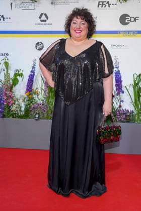 Meltem Kaptan bei der Verleihung des Deutschen Filmpreises am 12.05.2023 im Theater am Potsdamer Platz in Berlin. Berlin Deutschland