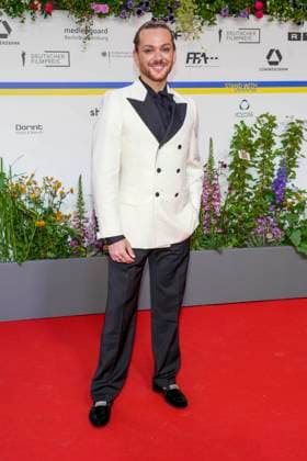 Riccardo Simonetti bei der Verleihung des Deutschen Filmpreises am 12.05.2023 im Theater am Potsdamer Platz in Berlin. Berlin Deutschland