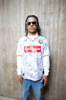 Photocall of the Off White fashion show, at the headquarters of the French Communist Party PCF , Fashion Collection Ready to Wear Fall Winter 2025 2026 at Paris Fashion Week PFW Dadi at the photocall of the Off White fashion show, at the headquarters of the French Communist Party PCF , Fashion Collection Ready to Wear Fall Winter 2025 2026 at Paris Fashion Week PFW , in Paris, France, March 6, 2025 Pierre Perusseau Bestimage Photocall of the Off White fashion show, at the headquarters of the French Communist Party PCF , Fashion Collection Ready to Wear Fall Winter 2025 2026 during Paris Fashion Week PFW , in Paris, France, March 6, 2025 Paris France Copyright: xPerusseaux-xDaxSilvax xBestimagexPerusseaux-xDaxSilvax xBestimagex