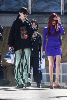 Arrivals at the Off White fashion show, at the headquarters of the French Communist Party PCF , Fashion Collection Ready to Wear Fall Winter 2025 2026 at Paris Fashion Week PFW Heart Evangelista at arrivals at the Off White fashion show, at the headquarters of the French Communist Party PCF , Fashion Collection Ready to Wear Fall Winter 2025 2026 at Paris Fashion Week PFW , in Paris, France, March 6, 2025 Christophe Clovis Bestimage Arrivals at the Off White fashion show, at the headquarters of the French Communist Party PCF , Fashion Collection Ready to Wear Fall Winter 2025 2026 during Paris Fashion Week PFW , in Paris, France, March 6, 2025 Paris France Copyright: xChristophexClovisx xBestimagexChristophexClovisx xBestimagex