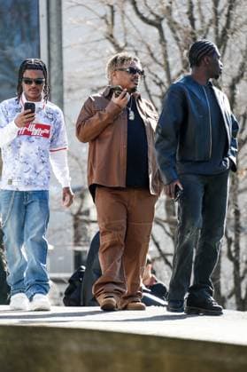 Arrivals at the Off White fashion show, at the headquarters of the French Communist Party PCF , Fashion Collection Ready to Wear Fall Winter 2025 2026 at Paris Fashion Week PFW Dadi and rapper Naza at the arrivals at the Off White fashion show, at the headquarters of the French Communist Party PCF , Fashion Collection Ready to Wear Fall Winter 2025 2026 at Paris Fashion Week PFW , in Paris, France, March 6, 2025 Christophe Clovis Bestimage Arrivals at the Off White fashion show, at the headquarters of the French Communist Party PCF , Fashion Collection Ready to Wear Fall Winter 2025 2026 during Paris Fashion Week PFW , in Paris, France, March 6, 2025 Paris France Copyright: xChristophexClovisx xBestimagexChristophexClovisx xBestimagex