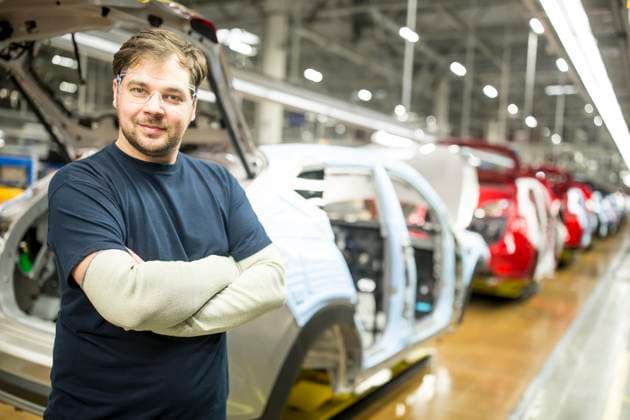 Portrait of confident worker in modern car factory model released, Symbolfoto property released, WESTF24370