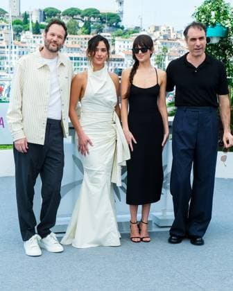 Photocall for Splitsville , Palais des Festivals, Cannes, France Kyle Marvin, Adria Arjona, Dakota Johnson and Michaell Angelo Covino seen at the Photocall for Splitsville during the 78th Festival de Cannes (Cannes International Film Festival) at Palais des Festivals, Cannes, , France on 19 May 2025. Picture, Credit:Julie Edwards Avalon France, French Riviera, Cannes, Palais des Festivals Copyright: xJuliexEdwardsx xAvalonx 1001056971