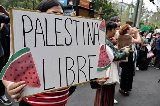 June 11, 2025, Mexico, Cdmx, Mexico: Pro-Palestinian activists marched in Mexico City to demand free passage of humanitarian aid to Gaza and the release of the crew of the ship MADLEEN, which was intercepted by the Israeli army in recent days. They went to the embassies of Spain, Germany, and France to demand support, request strong sanctions, and sever relations with the State of Israel and its governor, BENJAMIN NETANYAHU. These embassies are located in the Polanco area, famous for being the most expensive area in the country and for the fact that the majority of its inhabitants are Jewish. Mexico Mexico - ZUMAp204 20250611_zip_p204_038 Copyright: xJosuexPerezx