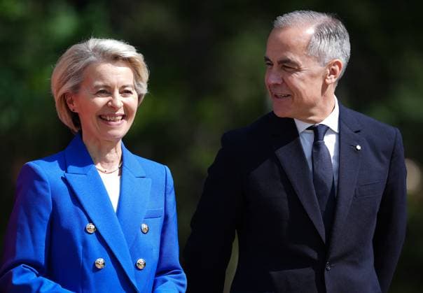 June 16, 2025, Kananaskis, Ab, CANADA: Canadian Prime Minister Mark Carney, right, welcomes President of the European Commission Ursula von der Leyen to the G7 Summit in Kananaskis, Alta., on Monday, June 16, 2025. Kananaskis CANADA - ZUMAc35_ 20250616_zaf_c35_169 Copyright: xDarrylxDyckx